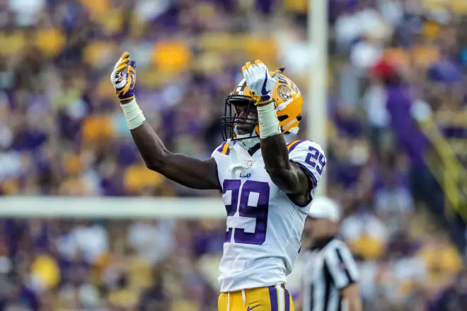 Rollicking_R8R's tweet image. #DraftWatch #LSUvsMIA