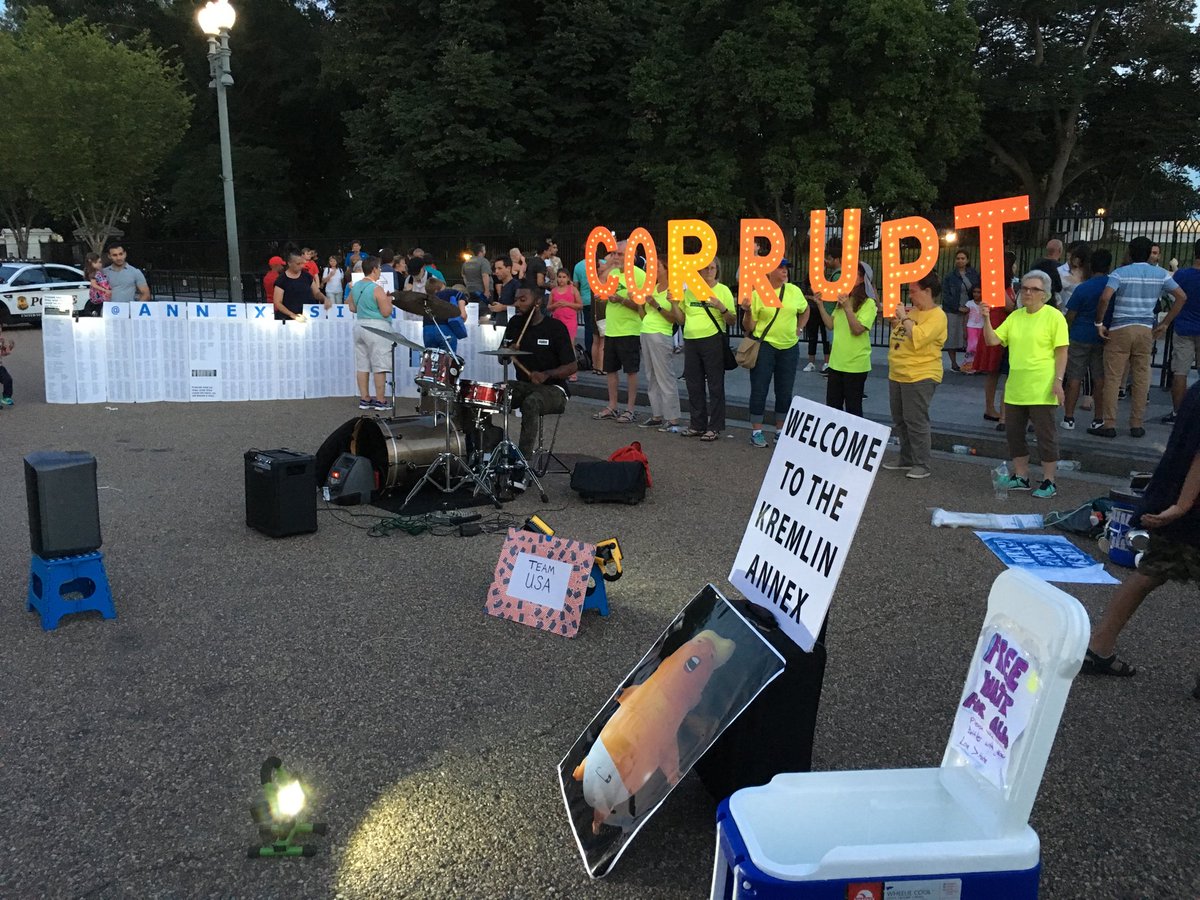 LindaLarsonKemp's tweet photo. #KremlinAnnex https://t.co/b9d0I070g0