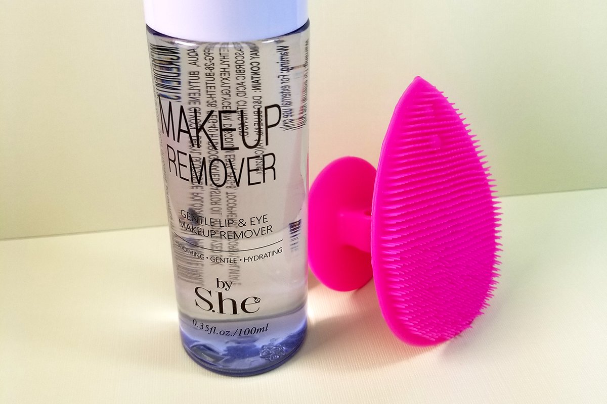 shop_cherrie's tweet photo. Refresh your face from a long week with the perfect facial pair, S.he Makeup Remover and S.he Silicone Face Scrubber 🙌👌🤩 -- Free Shipping with Orders of $10 or More -- #affordablemakeup #beauty #cosmetics #beautytools #facecleanse https://t.co/lTFJJCYnoU