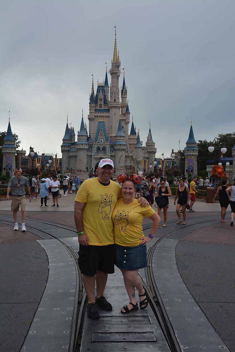 TLG0628's tweet photo. Magic Kingdom goofin with @hokiebeccaCFS @UncleChaps @hihatersshow #WaveAtEm https://t.co/EOZLBCs3K9