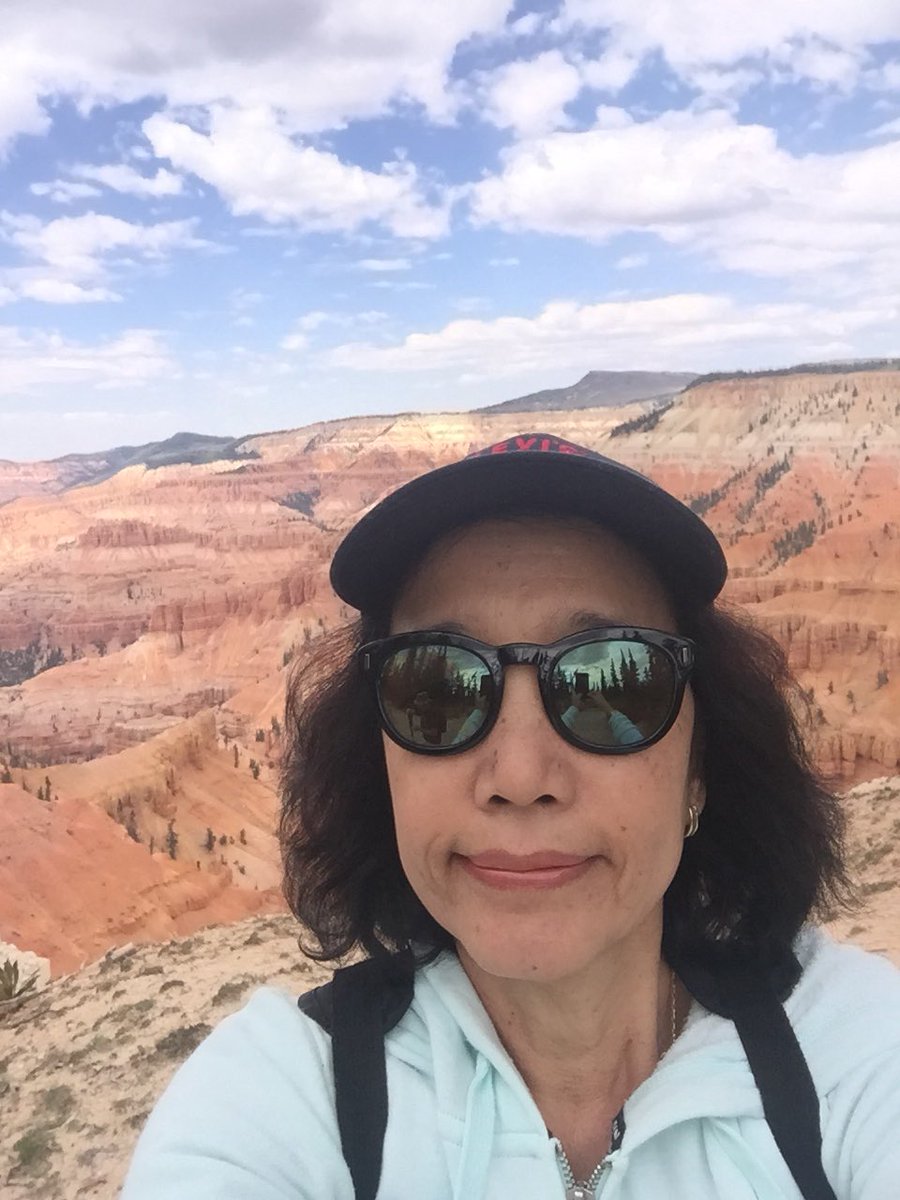 My mom sent me selfies from Utah and I’m convinced she is the cutest human being ever. 😍😂