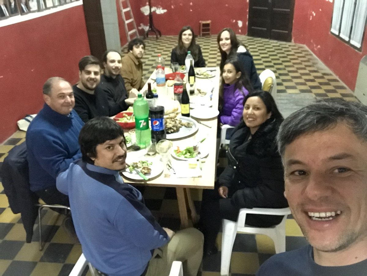 JRareco's tweet photo. Otro asado de jóvenes en #ElComité de la @UCR_Areco.🇵🇱
¡Gracias @EduardoJordanok por sumarte a conversar con nosotros sobre la realidad de nuestro partido y de nuestro pueblo!
¡Contactanos por las redes y sumate vos también al próximo! Acercá tus ideas, proyectos o inquietudes. https://t.co/s1wrRKBVsE