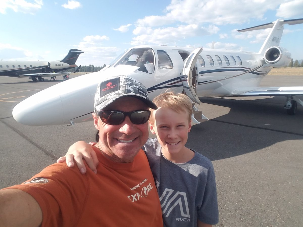 WarmWintersOrg's tweet photo. We are stoked to announce that @squawalpine will be doing a season-long clothing drive in partnership w/@WarmWintersOrg, collecting clothing for local homeless residents. Meet the volunteer family that will be distributing the donations, Pat and his son Reinhart! #helpthehomeless https://t.co/o0LGv3MV8g