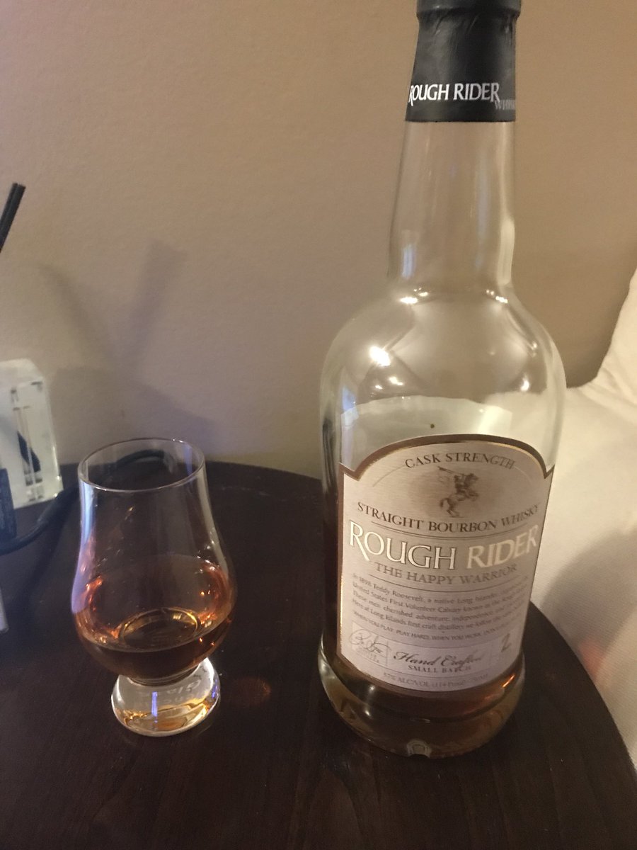 chibourbons's tweet photo. Day 2 of #30DaysOfBourbon.  Really enjoy the sneaky burn at the back end of this one.  @BourbonBanter https://t.co/TlNG7KEtqQ