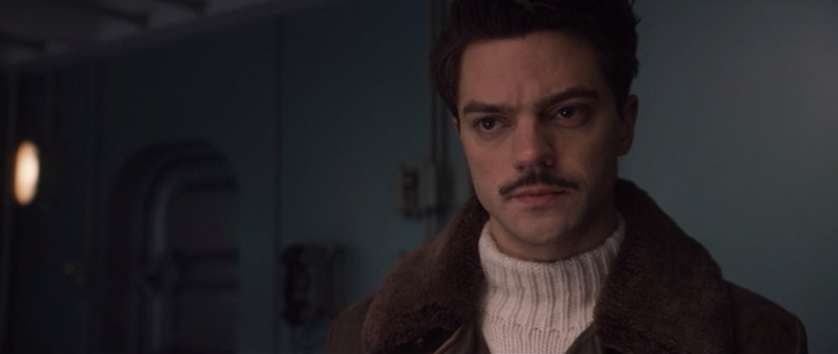 мстители говард старк. доминик купер говард старк. говард старк первый мститель. отец тони. домик купер говорю старк.