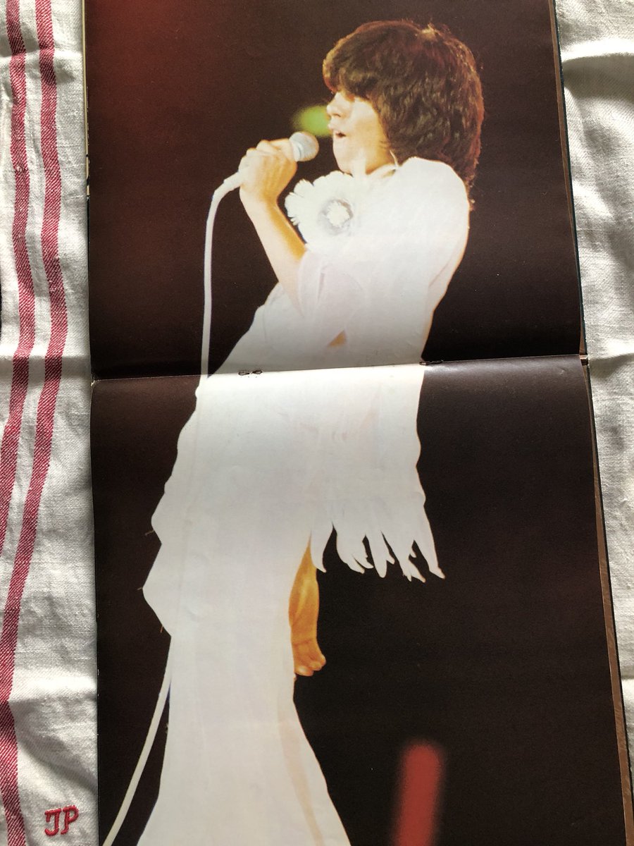 silasmybairn's tweet photo. やっとお迎えできた💕このお衣装…天使✨✨👼ホントにちょっとずつしか集められないけど、段々増えて幸せ💕 また夢に出てきてヒデキ💖ずっと待ってるわ❤️ #西城秀樹 #hidekisaijo #toogoodtobereal #superstar https://t.co/hIk87hKcVf