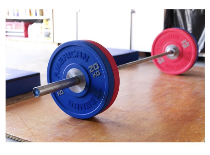 AmericanBarbell's tweet photo. Head over to @asmanyreviewsaspossible to find out why American Barbell has the premier urethane bumper plates.  #americanbarbell #crossfit #fitness #weightlifting #gym #wod #olympicweightlifting #powerlifting #garagegym 

https://t.co/xFy0RbH8IZ https://t.co/rHhoe5hybU