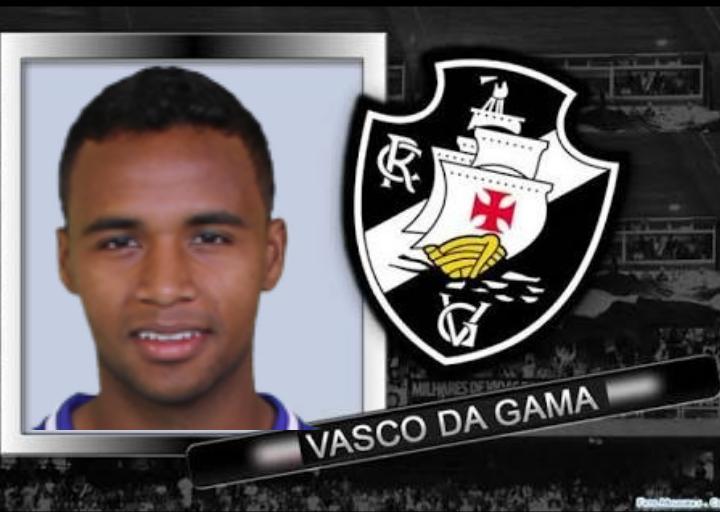 BmrVasco's tweet photo. Mais um reforço pintando na Colina! Trata-se do meia Elber, que vem do Bahia para somar no Maior do Rio. Seja bem-vindo! https://t.co/UOyh1uJUmt
