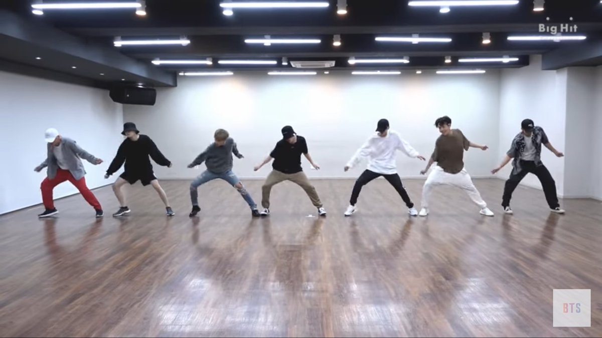 btsfanpage101's tweet photo. Other fandom: who's bts dance line?
Me:
#BTS #IDOL #IDOLDancePractice #taehyung #MinYoongi #jimin #JUNGKOOK #jin #jhope #NAMJOON https://t.co/5Zf39DkQUZ