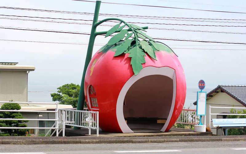 InsideJapan's tweet image. Why have grey and boring bus shelters when you can have brightly-coloured fruit?! #OnlyInJapan: goo.gl/J22ihi

via @TravelLeisure #BusStops #FruitSalad #Japan