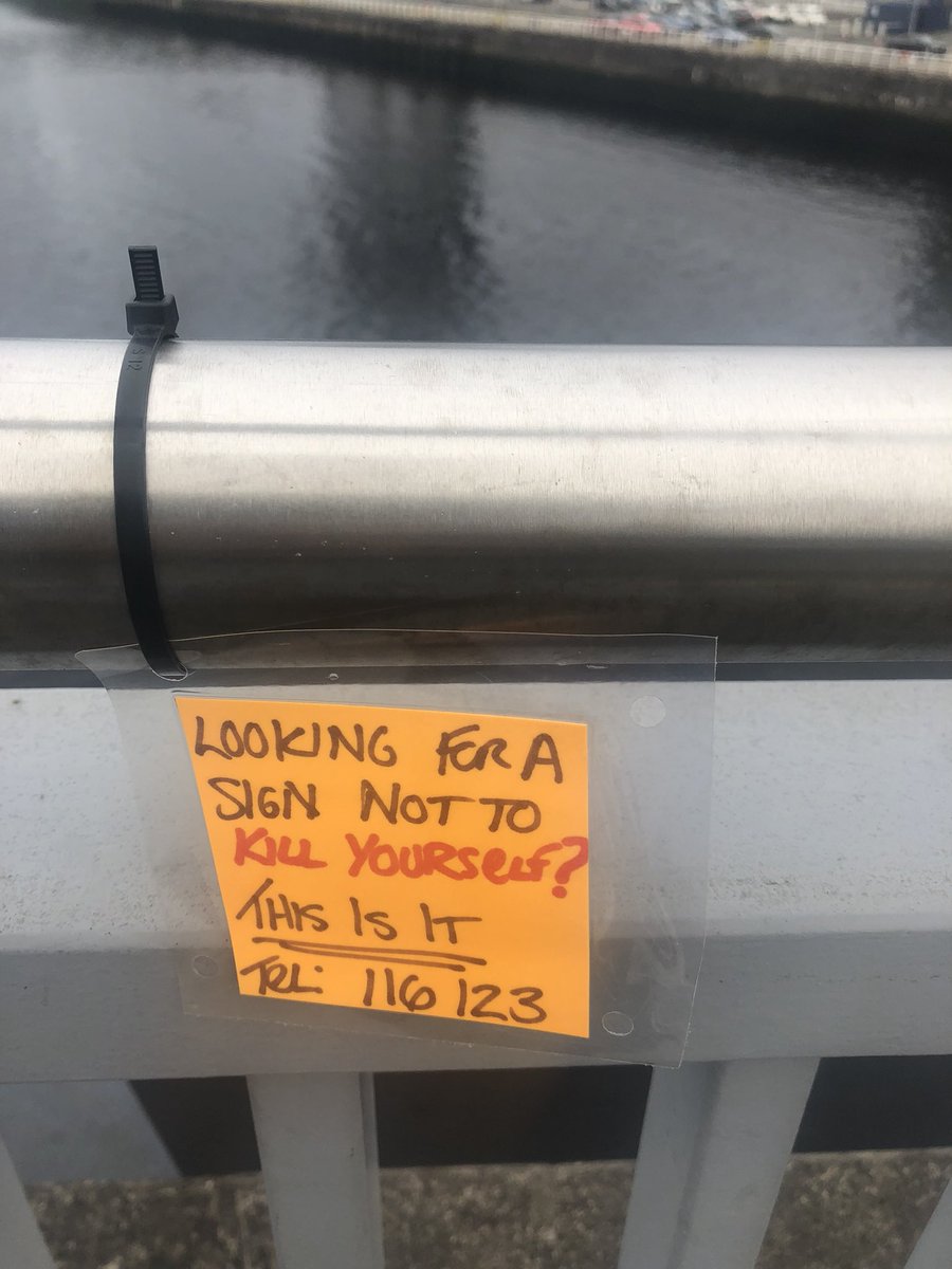 JShuttleworth_'s tweet photo. Big love to whoever did this along the Clyde #MentalHealthMatters https://t.co/rjSAHkMpfE
