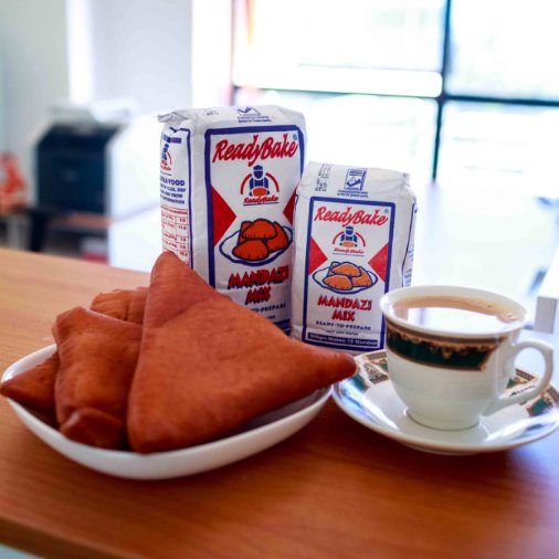 Start your week by having a great breakfast. With Readybake mandazis and a cup of tea, you are ready to go. Chai + Readybake Mandazi = a perfect breakfast. Pick up a packet today at @naivas_kenya, @TuskysOfficial and at @CleanShelfKE. #NochaiKavu #perfectstart