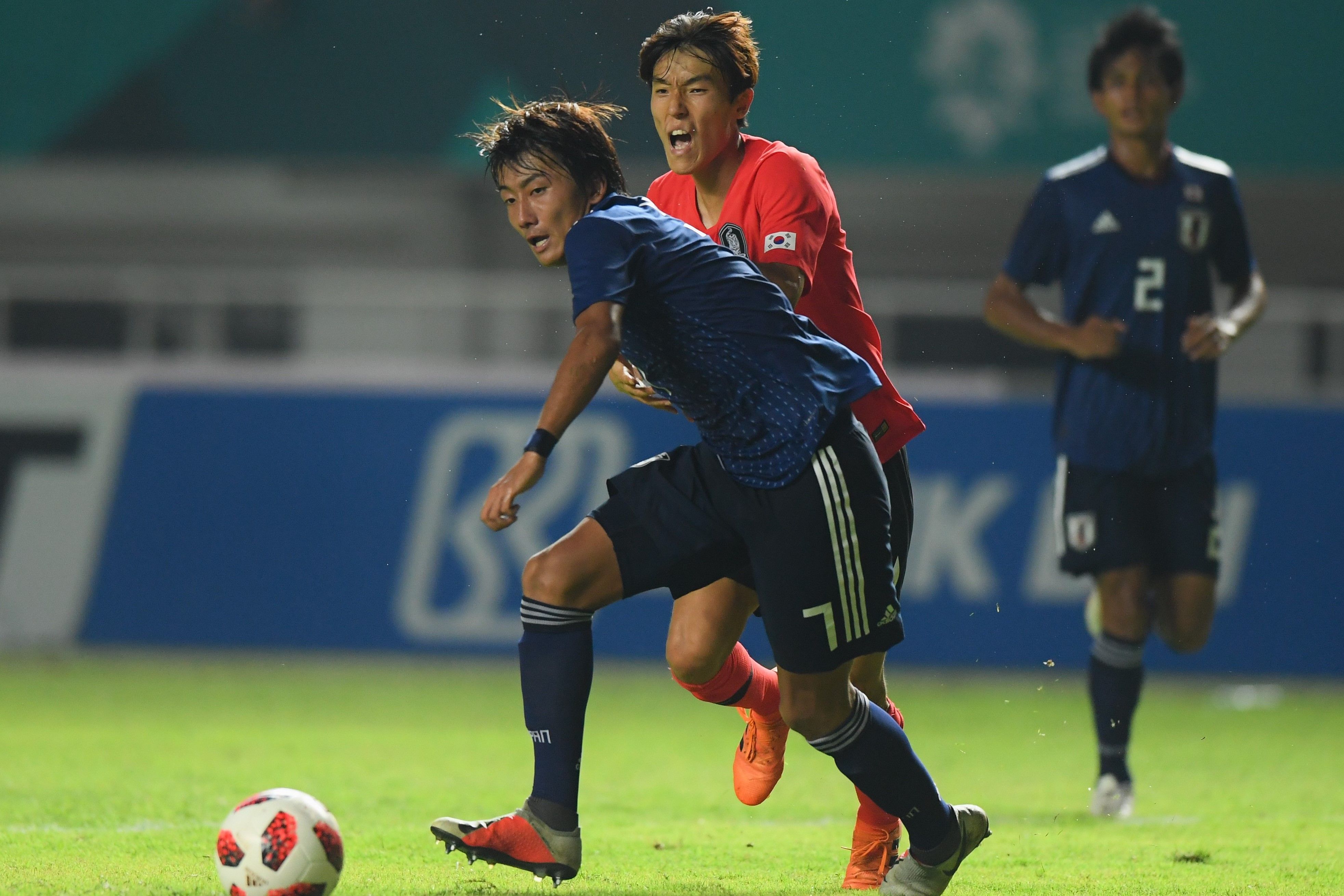 O Xrhsths サッカーダイジェスト Sto Twitter アジア大会 韓国を苦しめた原輝綺 自称 特徴なき男 はいかにしてソン フンミンらと勝負をしたのか サッカーダイジェストweb T Co Xfwijgxkec 韓国戦 日韓戦 日本代表 U21 U21日本代表