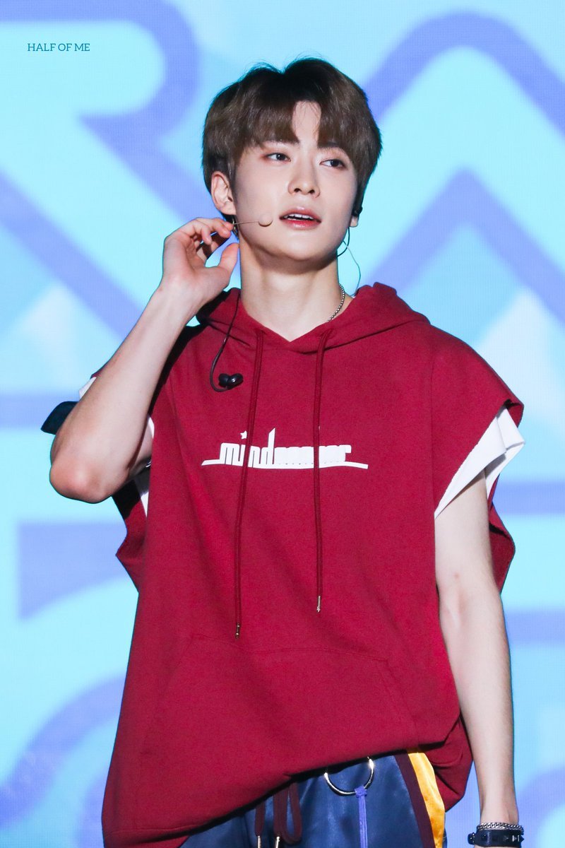 jaehyun pics tweet media