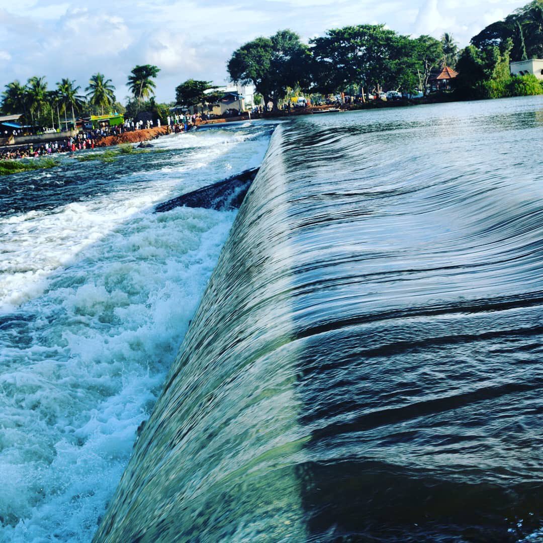 5visitors's tweet photo. Refreshment guaranteed. #BalmuriFalls #TravelKarnataka #5visitors #IncredibleIndia https://t.co/PowPjUvLWX