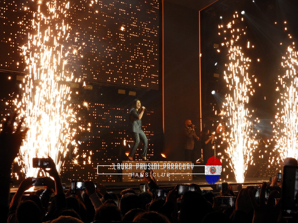 LauraPausiniPy's tweet image. @LauraPausini - #haztesentirworldtour #LunaPark - #BuenosAires #Argentina Jueves: 16/08/2018 21 Horas 😍🇦🇷🇮🇹🇵🇾