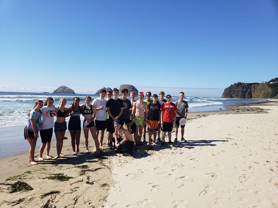 climbercross's tweet photo. Athletes had an epic run on the beach at Netarts-Oceanside. #team #goclimbers #ultimook https://t.co/IClnI9aLwN