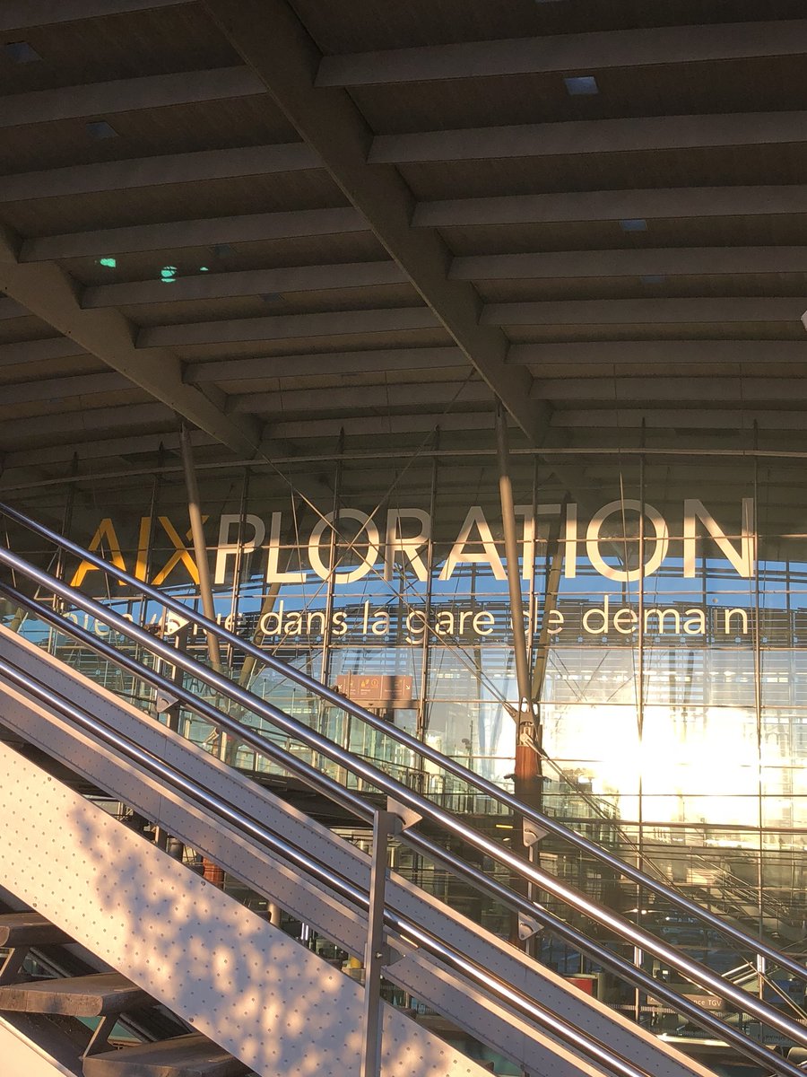 MeMagnan's tweet image. C’est reparti #AixPloration @ouisncf @ConnectGares @aixmaville 🚄 ➡️ ☀️ rendez-vous professionnel #MaVieDeNotaire