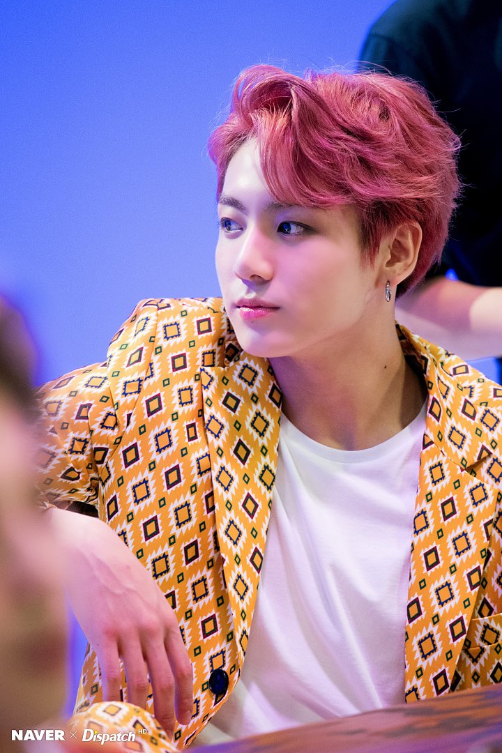 BTSPolishARMY's tweet photo. Jeongguk x Dispatch (1): https://t.co/0CG8HChU0h