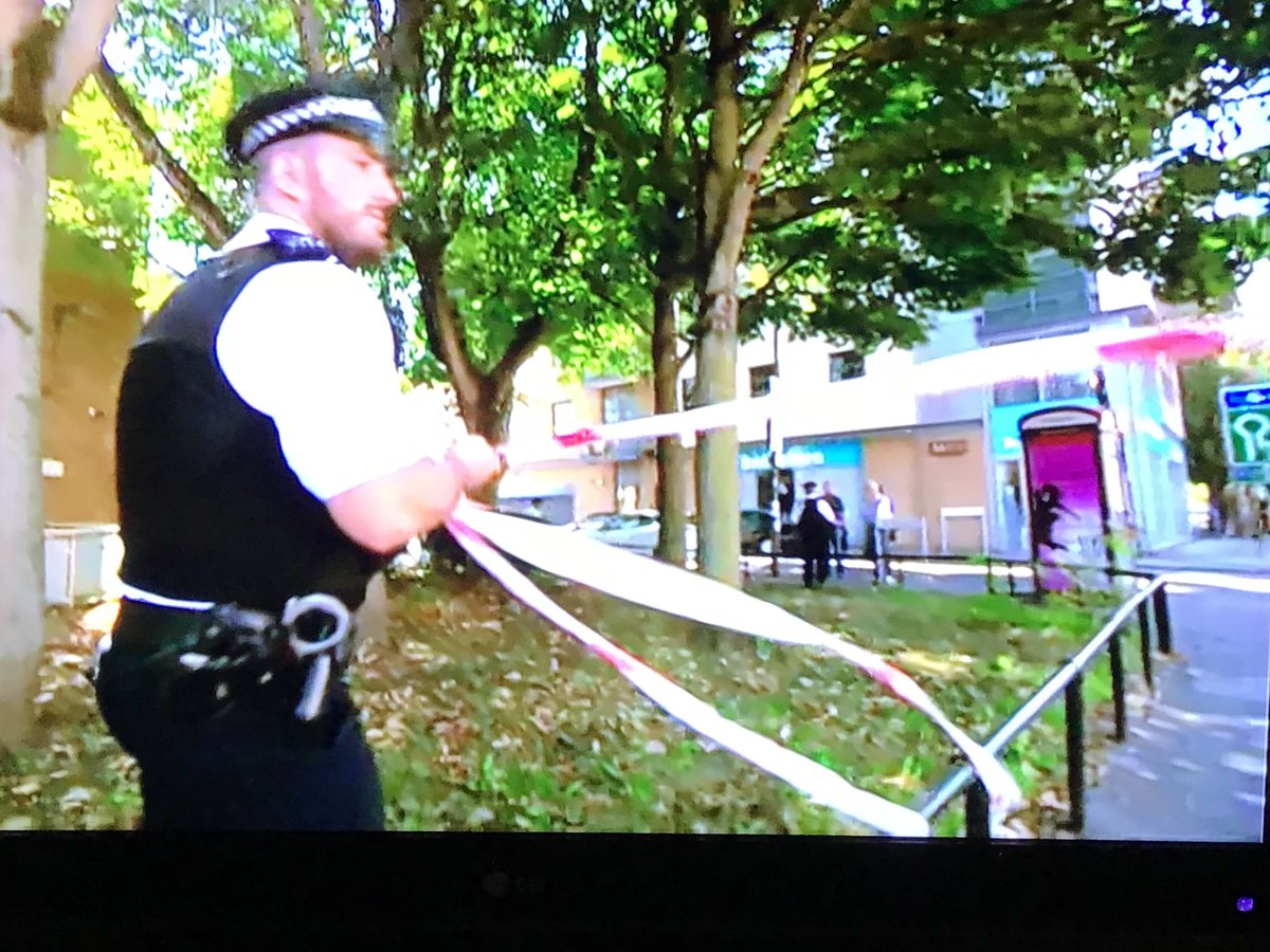 Another week of the @metpoliceuk street searches within taped off scenes of crime & they are showing no signs of ceasing, which are a blight on communities on a regular basis. I’m not sure the #ViolentCrimeTaskForce have got it under control w/ the full backing of the community?