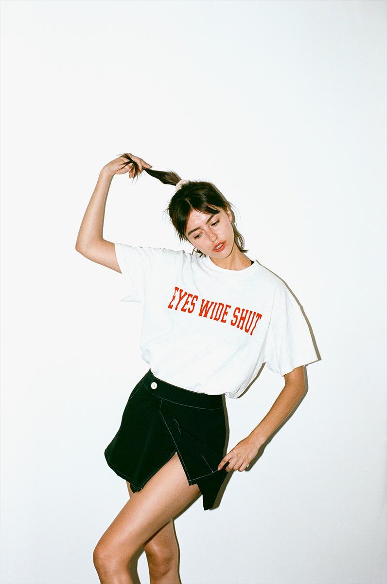 Hypebeast_JP's tweet photo. フランス発の新鋭ストリートレーベル NASASEASONS が2018年秋冬ルックブックを公開 #NASASEASONS
Read More : https://t.co/6nLJ3md4Dw https://t.co/VjOKZUwB05