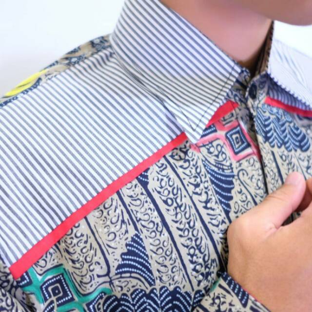 VISBATIK's tweet photo. Saya menjual Abimanyu hem... seharga Rp210.000. Dapatkan produk ini hanya di Shopee! https://t.co/JTEzAFRSGd #ShopeeID https://t.co/3ux69dSNp3