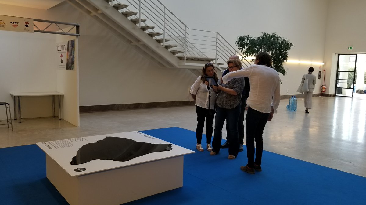 Shanna_McClain's tweet photo. NASA Disasters is at the Cities on Volcanoes conference in Naples!! Come experience our interactive Mixed Reality Interferogram on the Kilauea eruption! #cov2018 #NASADisasters #sciencefordecisions #Kilauea #Naples @NASAEarth https://t.co/psquIRDuZf