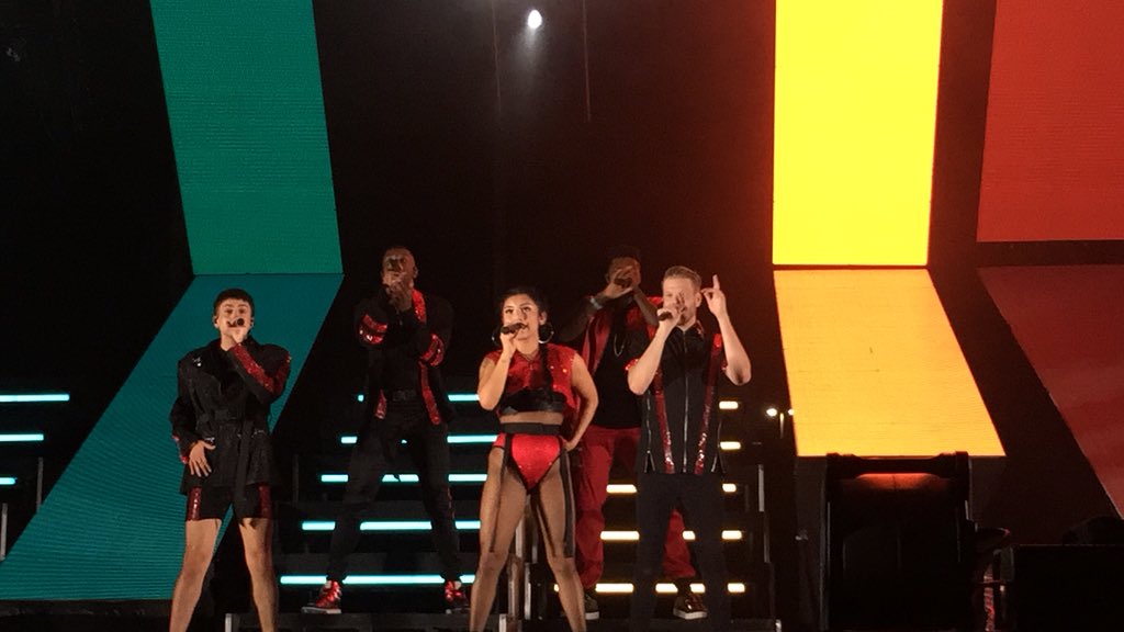 BrandonDeMeglio's tweet photo. Had such an amazing day from going to Hershey for the first time, getting to see @PTXofficial then getting upgraded to pit! Like what!? Today was amazing and insane in the best way #PTXSummerTour2018Hers https://t.co/9D7KaoDdDN