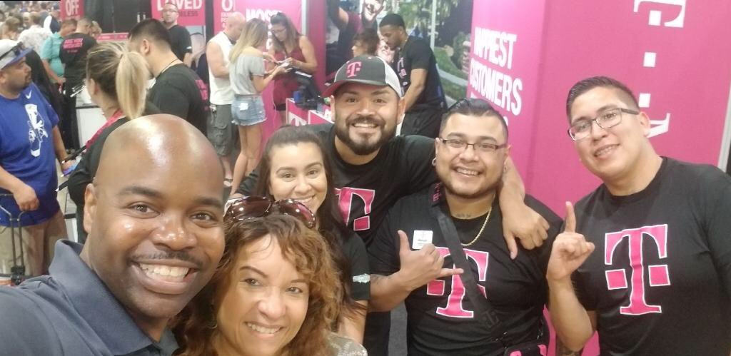 We had special visitors today at LA County Fair Sr. Engineer Mr. James Wilkerson and his lovely wife celebrating their 20 Year Wedding Anniversary 🥂🍾🎇🎊🎉 To many many more 🙏🏼 #magentafamily #lacountyfair #lacountyfair2018 #areyouwithus #uncarrier