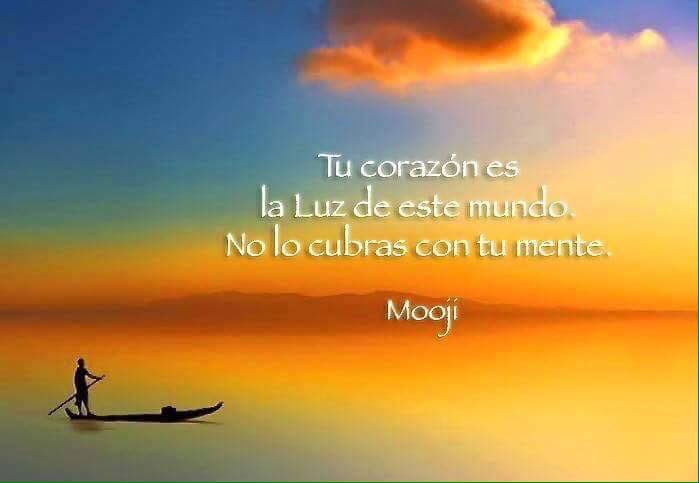 CondorElaguila's tweet photo. Tu corazón es la luz de este mundo 🌍.No lo cubras con tu mente. Mooji https://t.co/xMvmetOpDL