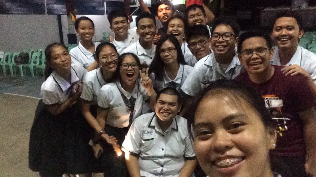 iRISEMHPNHS's tweet photo. Thank you to these people. We ❤️ you. STEM Students, are you ready???? #GeneralAssembly2018 #STEMOlympics2018 https://t.co/iERIGi5gAe