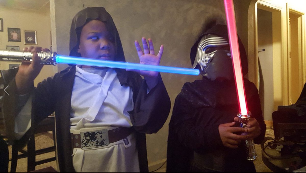 JemalBaraka's tweet photo. Random Shot of my kids a couple years ago on Halloween. Shot's like this are why Ill always be a Star Wars fan,
Even though the films are going through a rough patch...
#GTMMedia #StarWars https://t.co/G8j06mlcAY