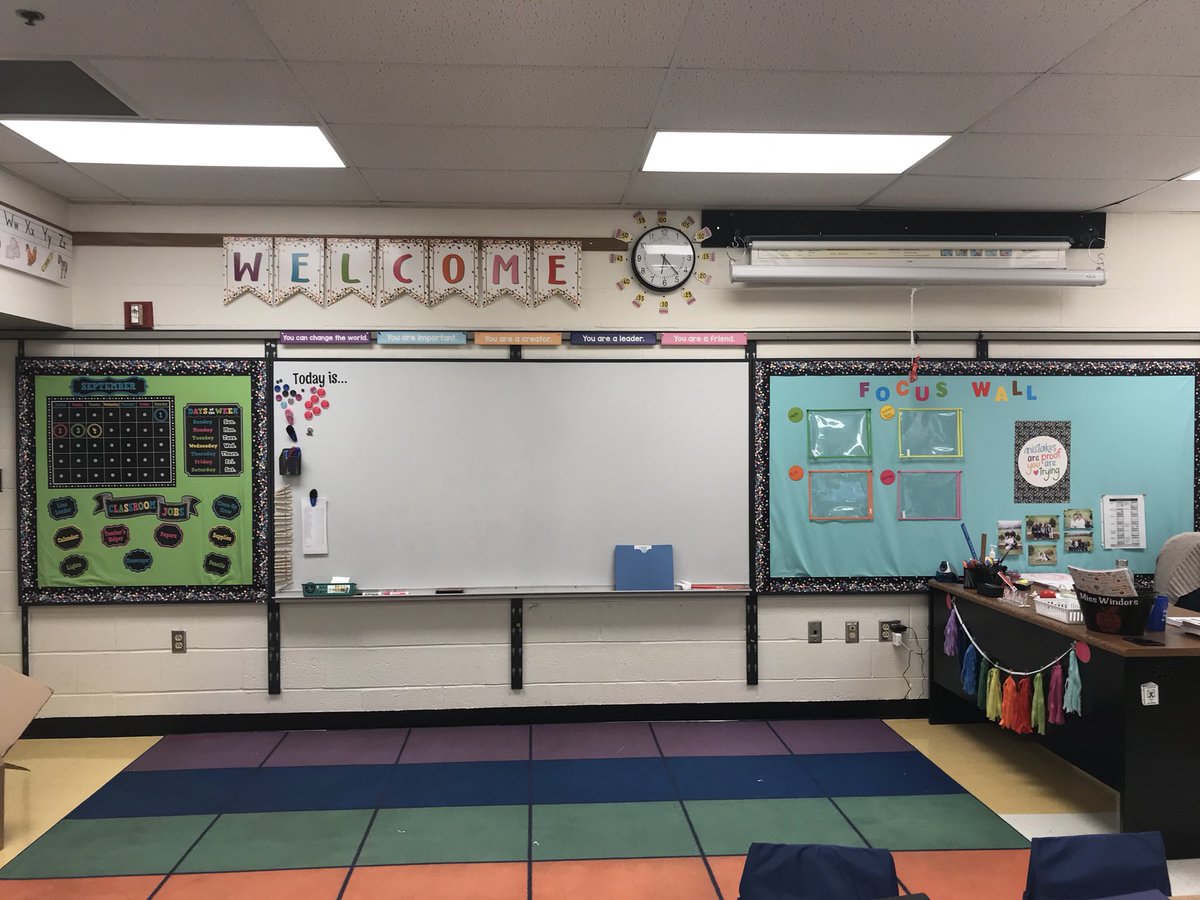 windekel's tweet photo. Can not believe summer is over, but I’m so excited to start my first year in first grade!!! 😊🍎 https://t.co/MRLyxQBN9W