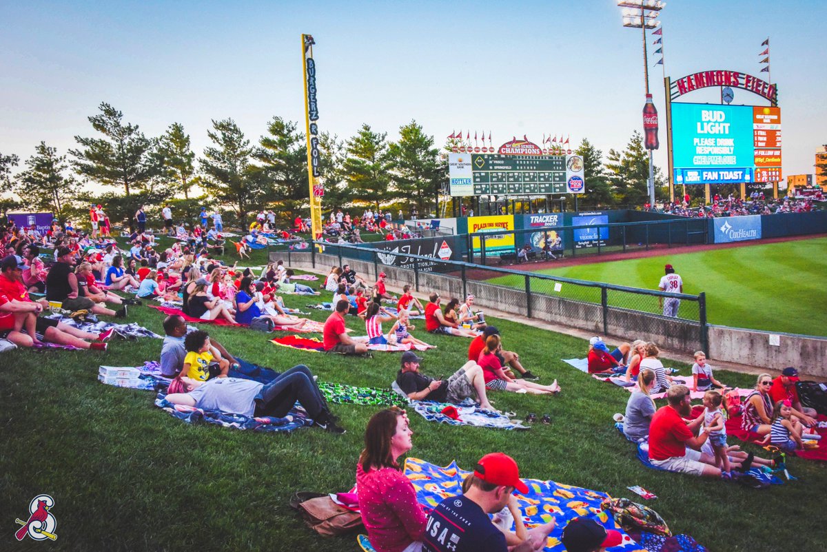 Sgf_Cardinals's tweet image. #LaborDay views combined with #BaseballViews are going to be good this afternoon with this 12:15pm start.

#RockYourRED