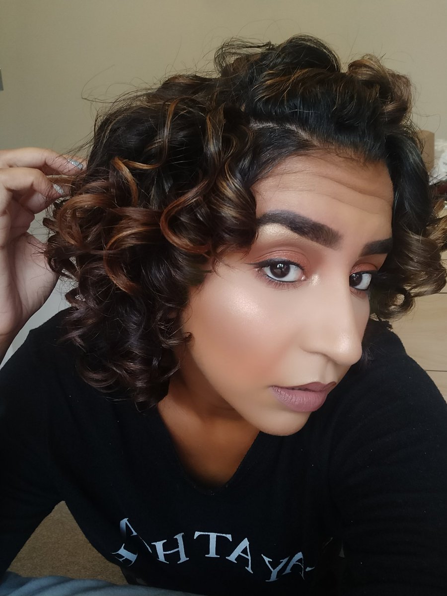yasbrowne's tweet photo. So happy with the end results of these !!! @Curlformers I shared more over on my Instagram stories follow me at @yasbrowne now to try and maintain these 😊 https://t.co/fNz1B97KQc