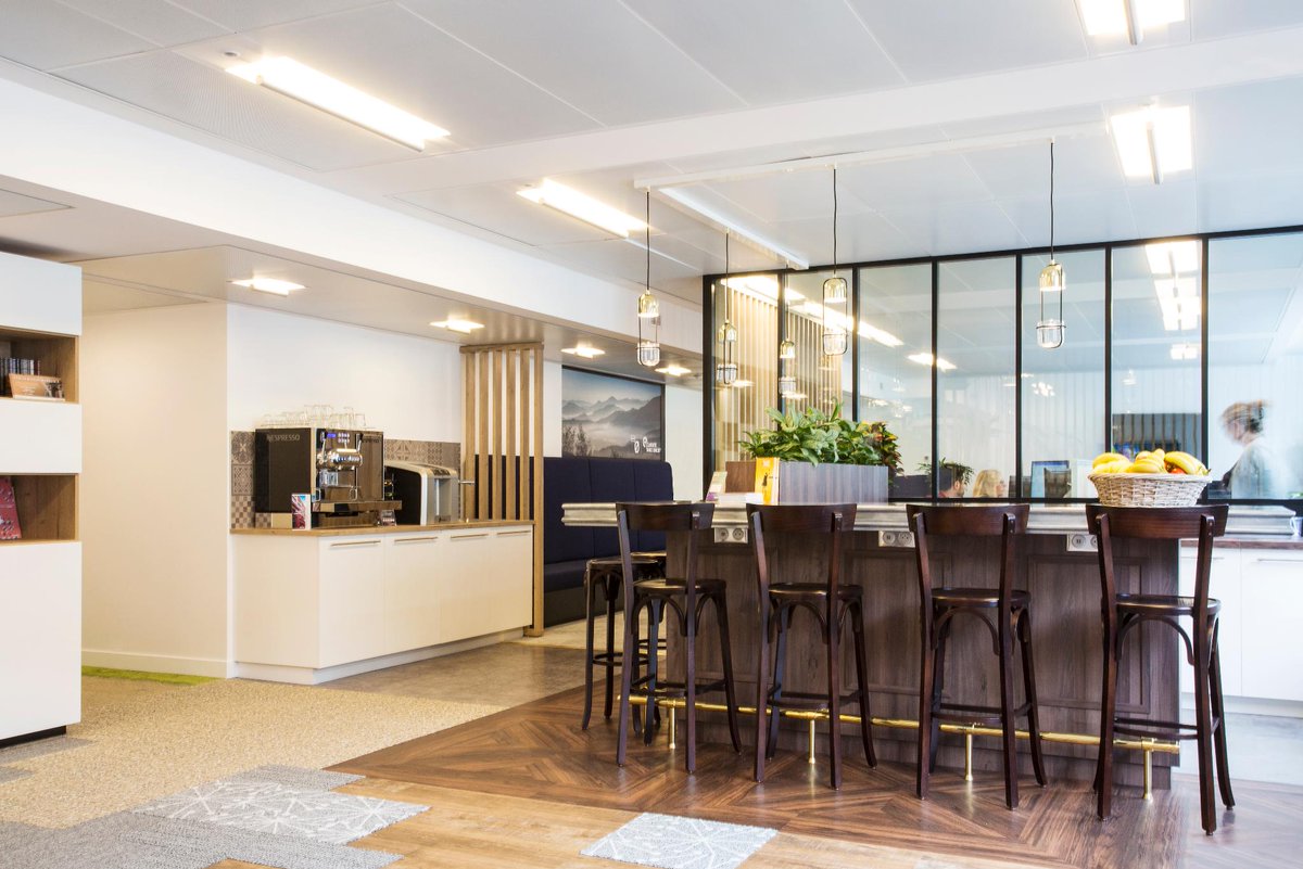 When looking at #office #acoustics and how to reduce noise, have you considered the floor? bit.ly/2NITN9m