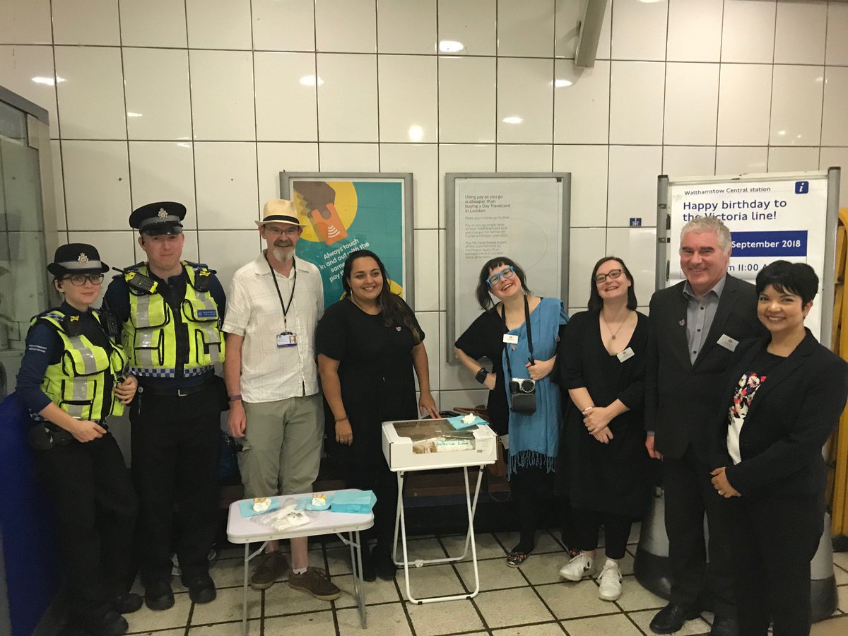 Victoria Line 50th - a cake of a time! DmKHPlpU4AAQ CZ - Victoria Line 50th - a cake of a time!