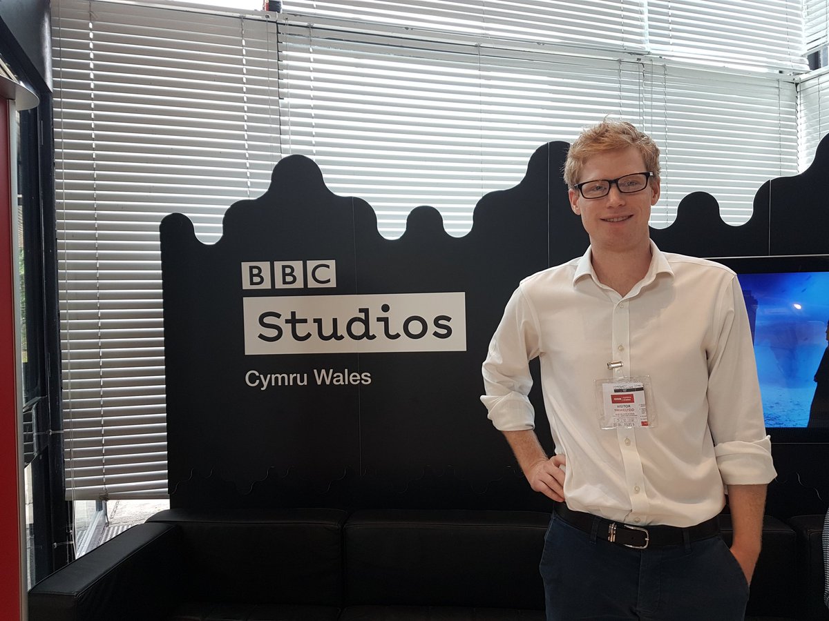 Great to be on-air this morning talking about the amazing volunteers <a href="/AberglaslynMRT/">Aberglaslyn Mountain Rescue Team</a> and <a href="/LlanberisMRT/">TAM Llanberis MRT</a>.
Thanks <a href="/BBCRadioWales/">BBC Radio Wales</a>!
#MountainRescue 
#dragonsbackchallenge 
dragonsbackchallenge.com