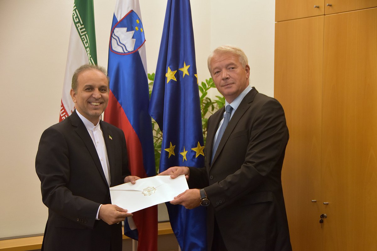 MZEZ_RS's tweet photo. Head of Diplomatic Protocol Ambassador Robert #Basej receives the copy of credentials from the newly appointed Ambassador of Islamic Republic of #Iran Kazem Shafei. https://t.co/gRcR8u55o1