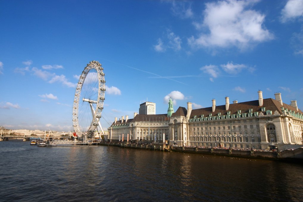 star_symposium's tweet photo. Don't forget this week's STARS meeting is at the new venue of @etcvenues County Hall, Westminster. Directions to the venue can be found at https://t.co/ZYnthPD951 https://t.co/AaAmM1xM8I