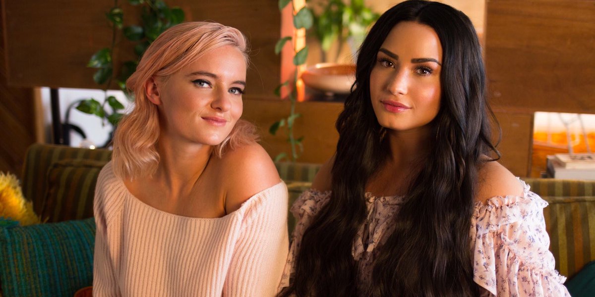 Demi Lovato Charts on X: Échame La Culpa Luís Fonsi & Demi Lovato.  Music video on November 17.  / X