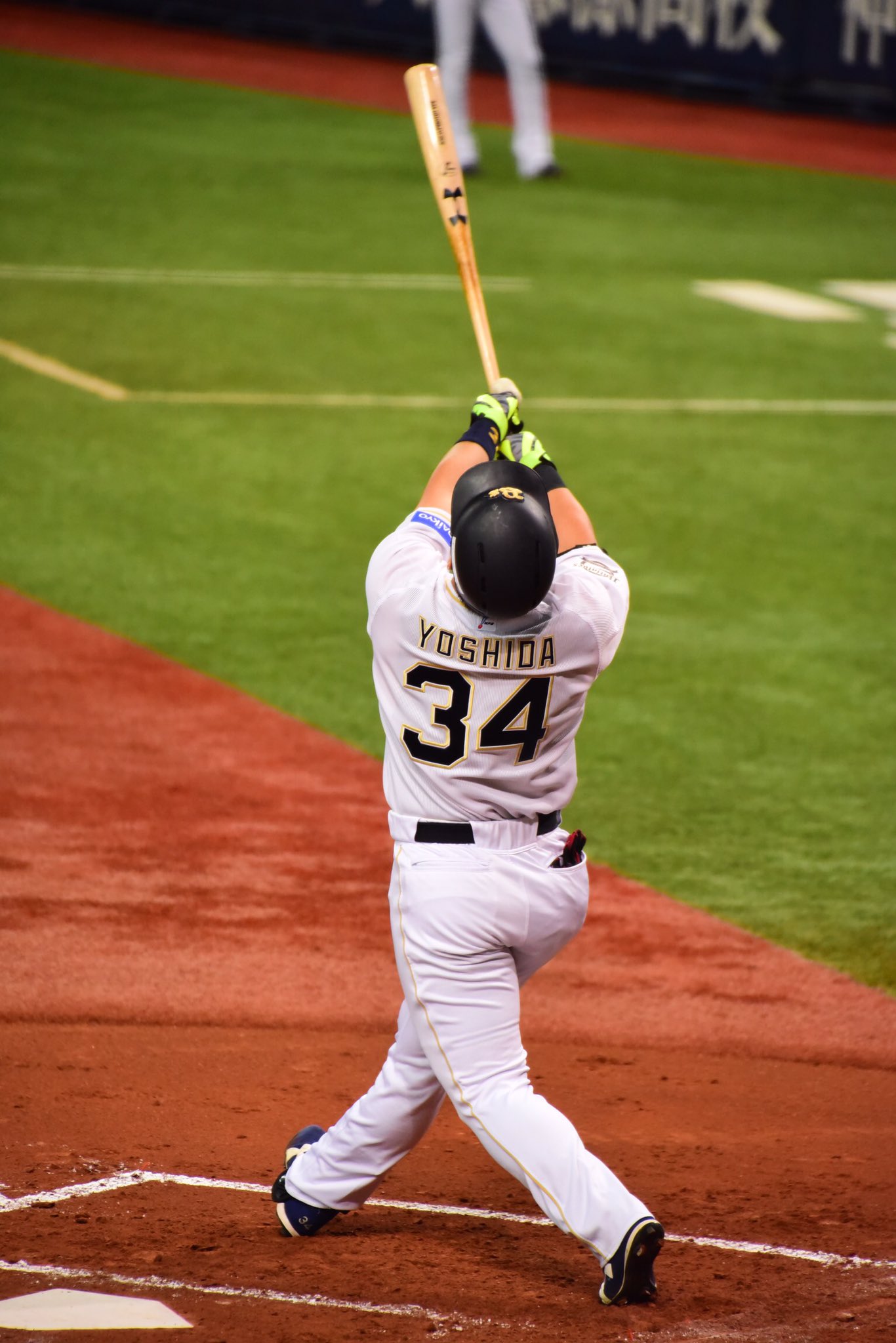 Daisuke プロ野球選手のカッコいい背中を愛でるタグ どこまでも飛んで行け 吉田正尚 T Co Rfj7vnlze0 Twitter