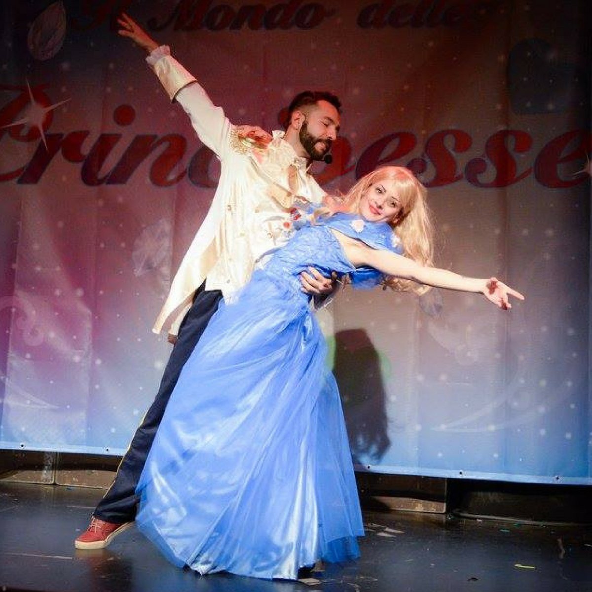 CentroGlobo's tweet photo. Balli, canzoni e... magia! 🔮⭐️
Il mondo delle Principesse Show ti aspetta domenica 9 settembre dalle 17!👸🤴
Vivi il mondo delle favole insieme a noi a #CentroGlobo!💕
Qual è la tua #principessa preferita? 😍

#EffettoGlobo https://t.co/BFfNB02GXv