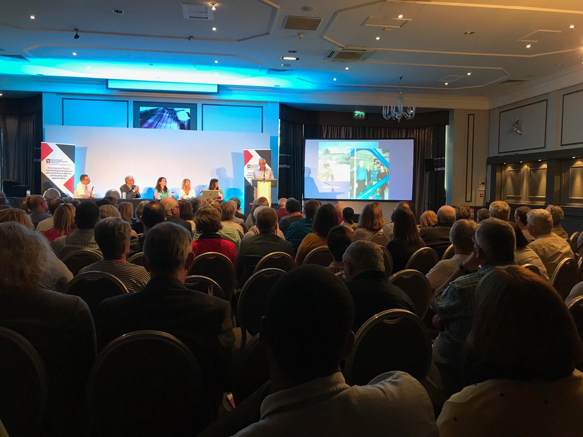 CommSharesScot's tweet photo. Great explanation of the successful use of community shares for @communityhydro and @StrontianCSB at #Dtas18 #comshares https://t.co/lMxNiarRKq