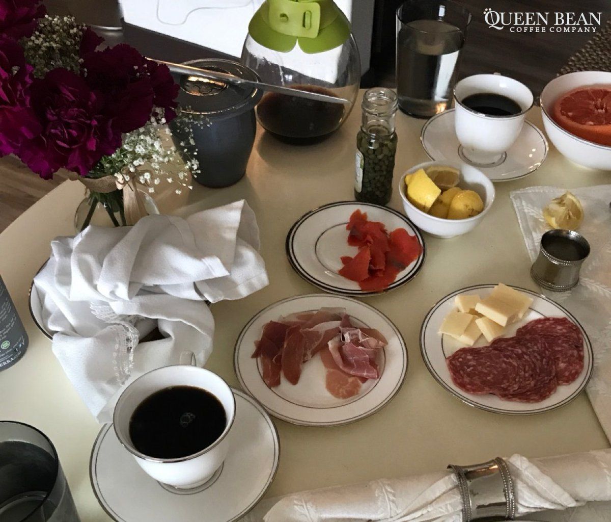 QueenBeanCoffee's tweet photo. #LaboryDay! Starting with a full breakfast and cup of bright, crisp, marvellously intense Kenya AA #coffee. Smooth and caffeine-packed, great way to jumpstart the day!
https://t.co/bLOZt1g20C
#TheQueenBean
#CarpeDiem
#DogDaysOfSummer are over
#LastDaysOfSummer https://t.co/2as5m5qwCD