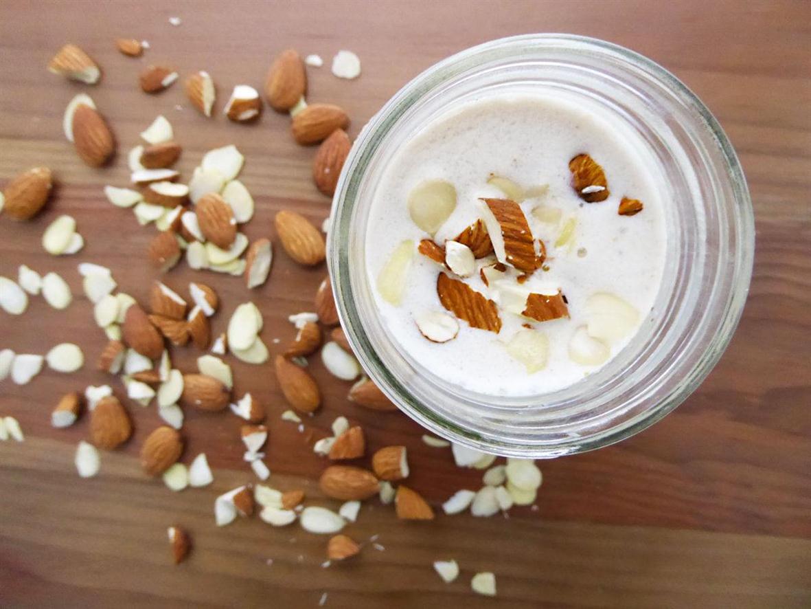 RecettesQ's tweet image. jus🍹 d'amande avec yogourt est superbe et saine💪