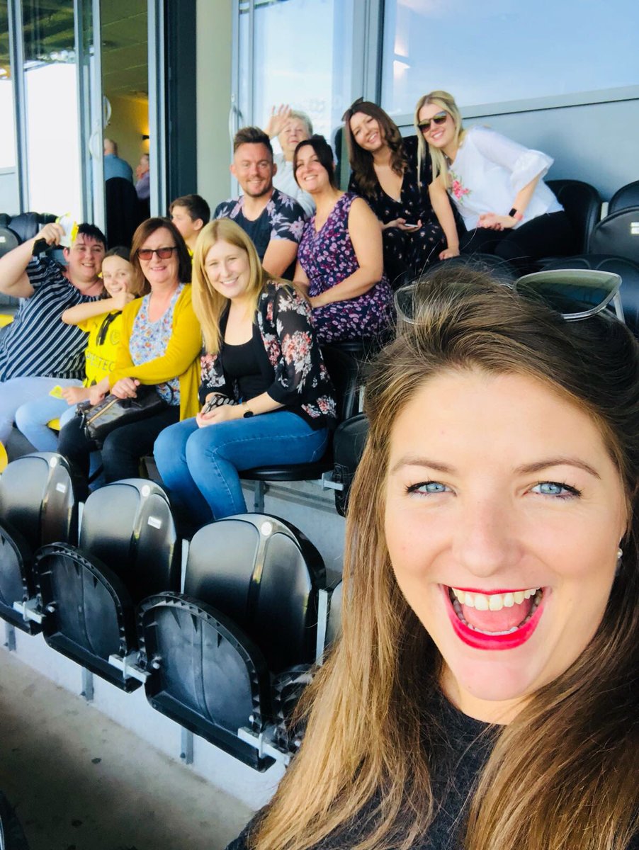 ypn_by_else's tweet photo. Team Else out in force @burtonalbionfc for #burtonvwimbledon #3-0 #winning @Else_Solicitors https://t.co/dznKowuTEV