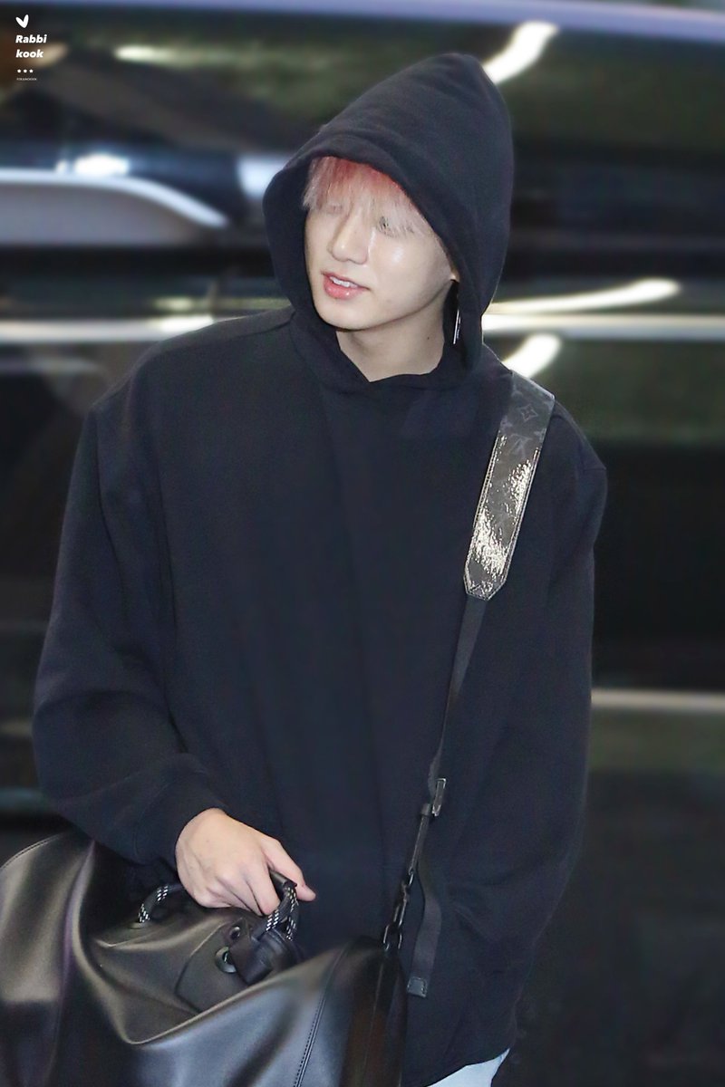 래비국 🐰 tweet media