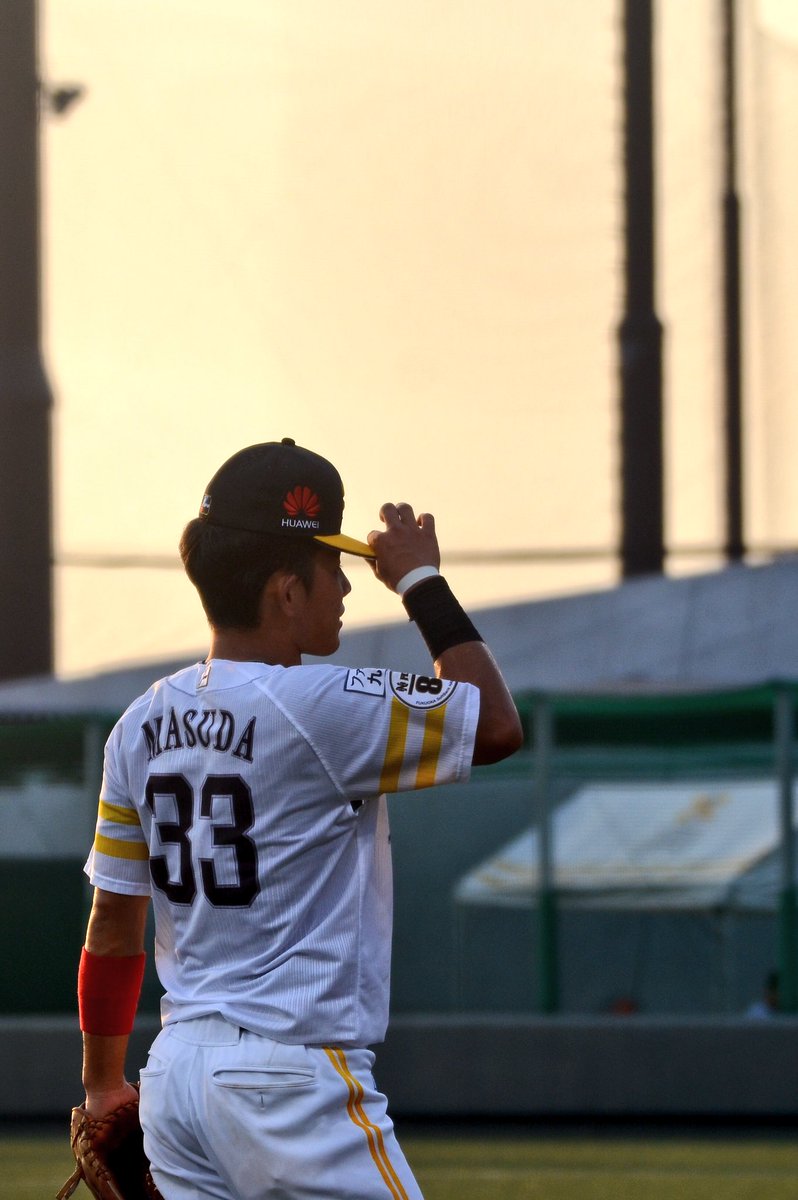 ハッシュタグ プロ野球選手のカッコいい背中を愛でるタグ に集まった 背中で語る選手たちの姿 6ページ目 Togetter