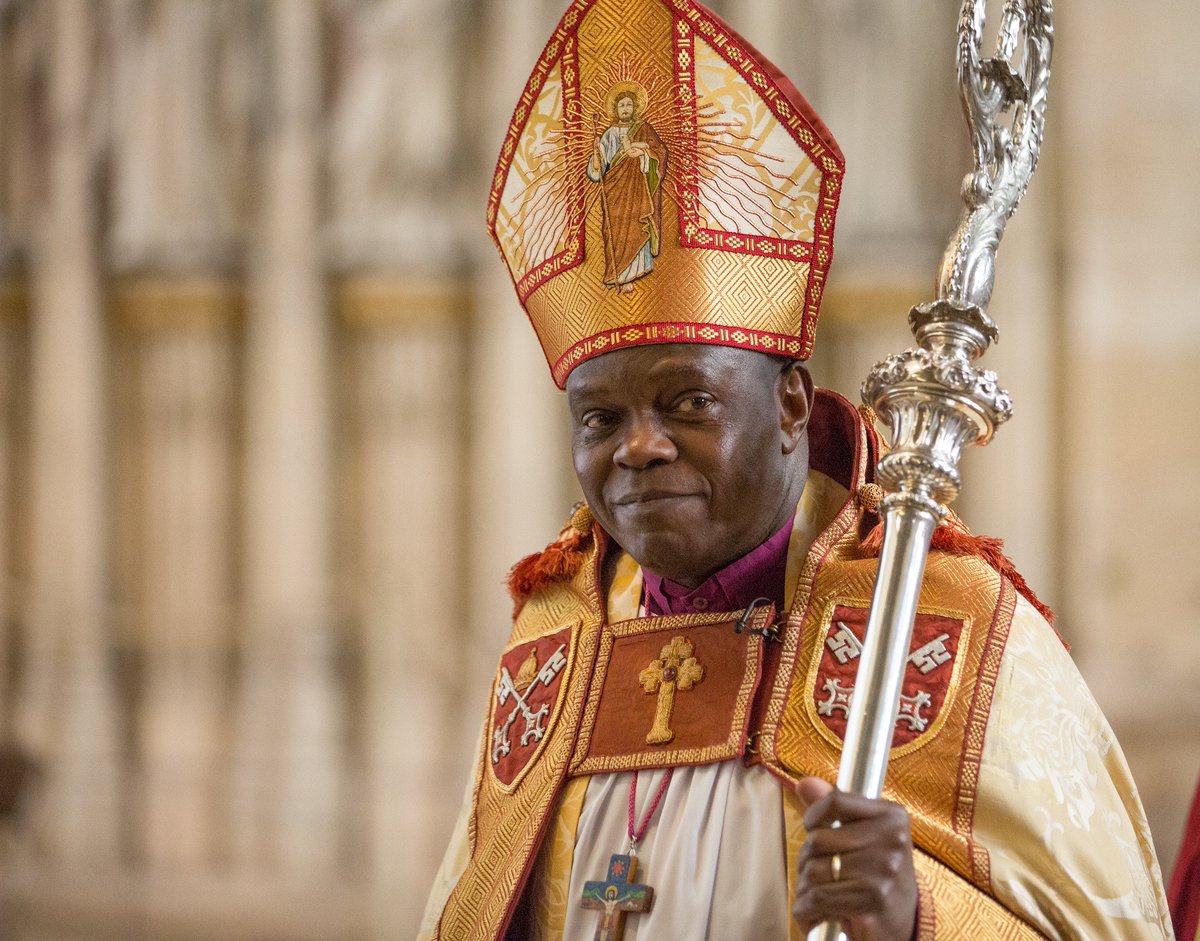 York_Minster's tweet photo. NEWS: Huw Edwards @huwbbc to host evening with @JohnSentamu at York Minster as part of September's #MissionWeekend 👉👉https://t.co/TCJD9E7Yf3 https://t.co/wR29CqQQ8H